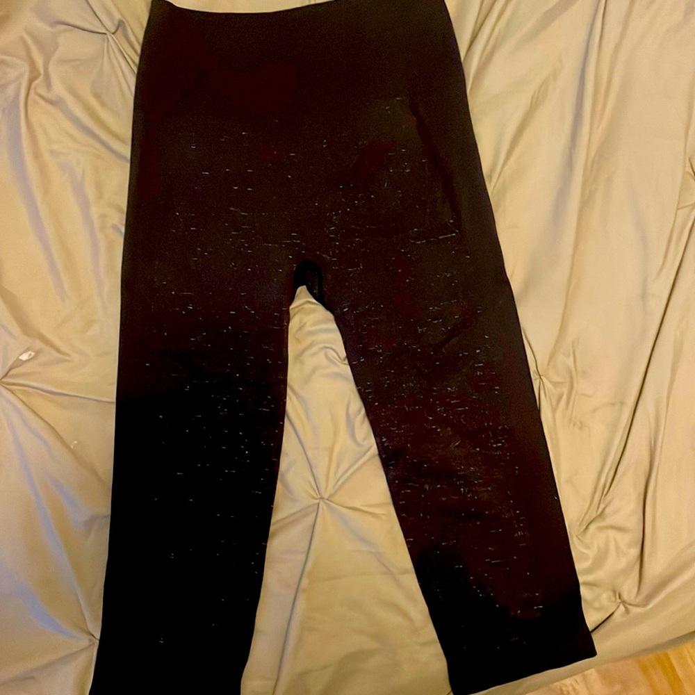 Dark purple Lululemon crop leggings size 6